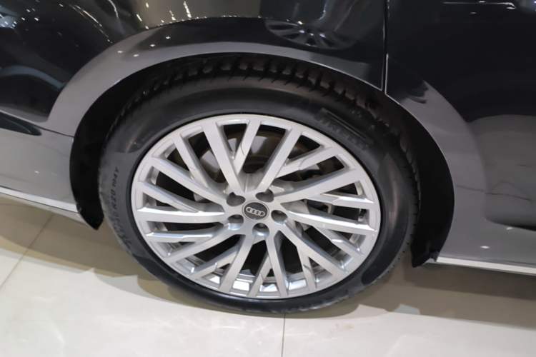 Used Audi A8 2021 A8L 50 TFSI quattro Comfort Model Exterior 5