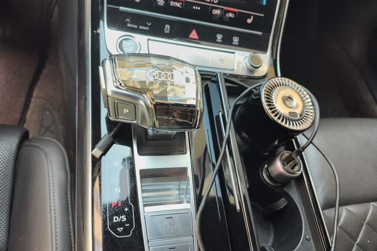 Used Audi A8 2021 A8L 50 TFSI quattro Comfort Model Gear Lever