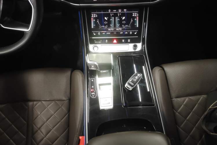 Used Audi A8 2021 A8L 50 TFSI quattro Comfort Model Gear Lever