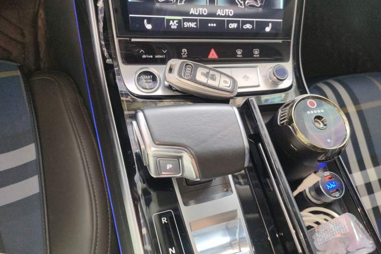 Used Audi A8 2021 A8L 50 TFSI quattro Comfort Model Gear Lever