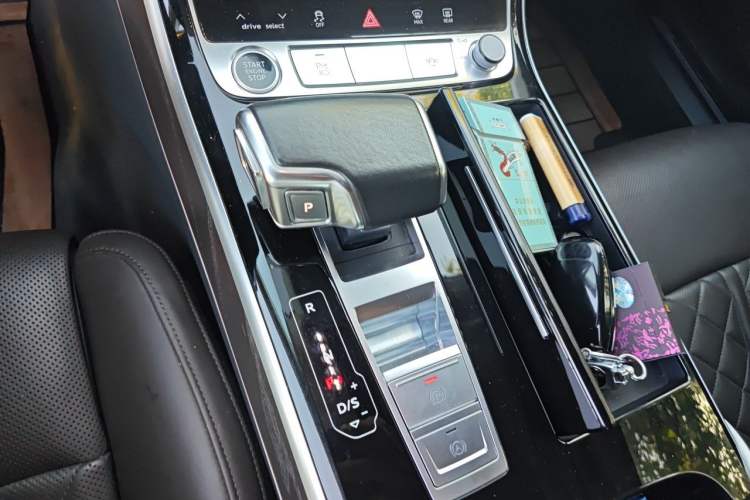 Used Audi A8 2021 A8L 50 TFSI quattro Comfort Model Gear Lever