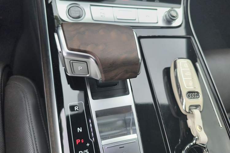 Used Audi A8 2021 A8L 55 TFSI quattro Prestige Edition Gear Lever