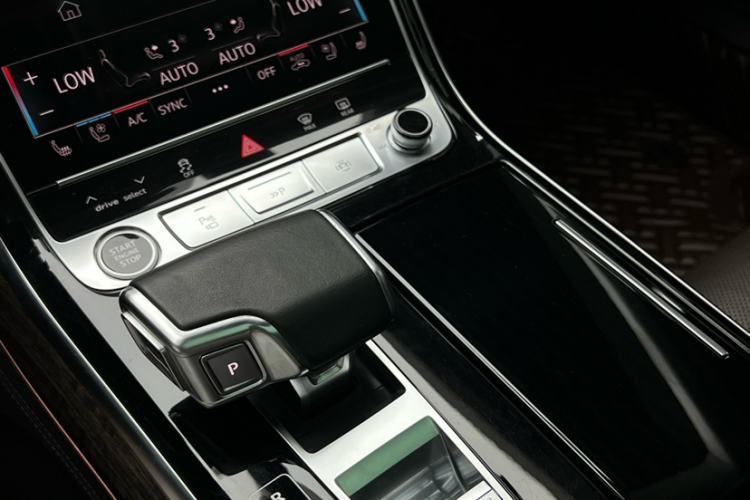 Used Audi A8 2021 A8L 50 TFSI quattro Luxury Model Gear Lever