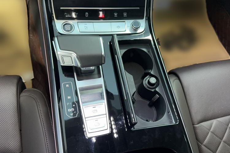 Used Audi A8 2021 A8L 50 TFSI quattro Comfort Model Gear Lever