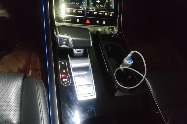 Used Audi A8 2021 A8L 55 TFSI quattro Luxury Model Gear Lever