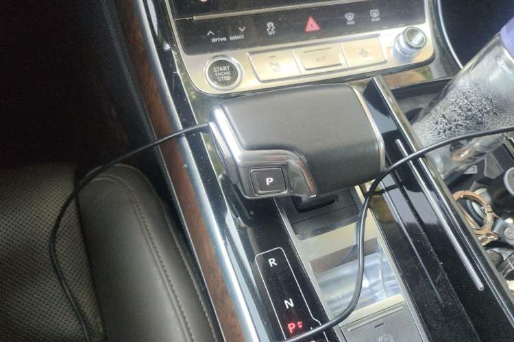 Used Audi A8 2021 A8L 50 TFSI quattro Luxury Model Gear Lever
