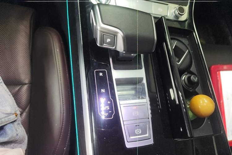 Used Audi A8 2021 A8L 50 TFSI quattro Comfort Model Gear Lever