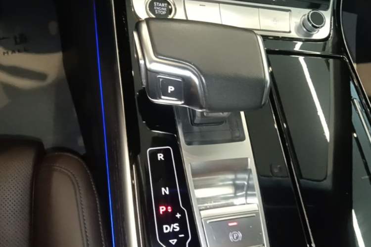 Used Audi A8 2021 A8L 50 TFSI quattro Comfort Model Gear Lever