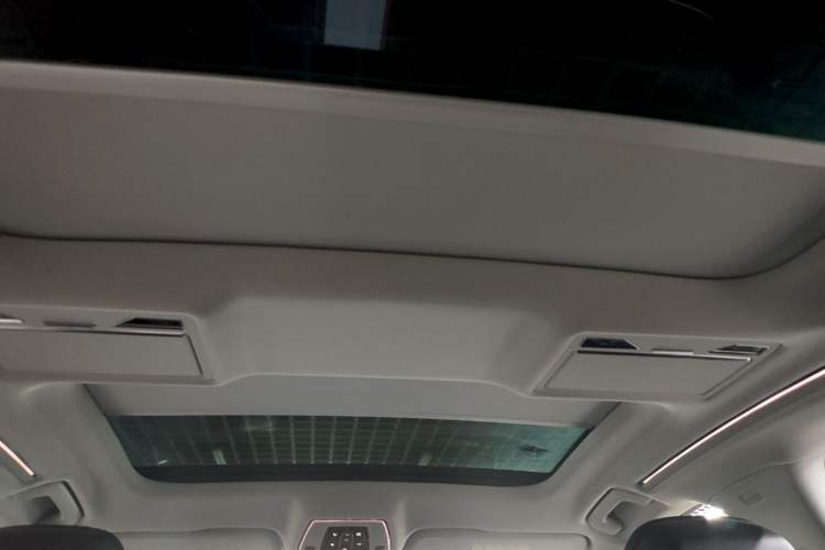 Used Audi A8 2021 A8L 50 TFSI quattro Comfort Model Headliner