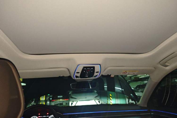 Used Audi A8 2021 A8L 50 TFSI quattro Comfort Model Headliner