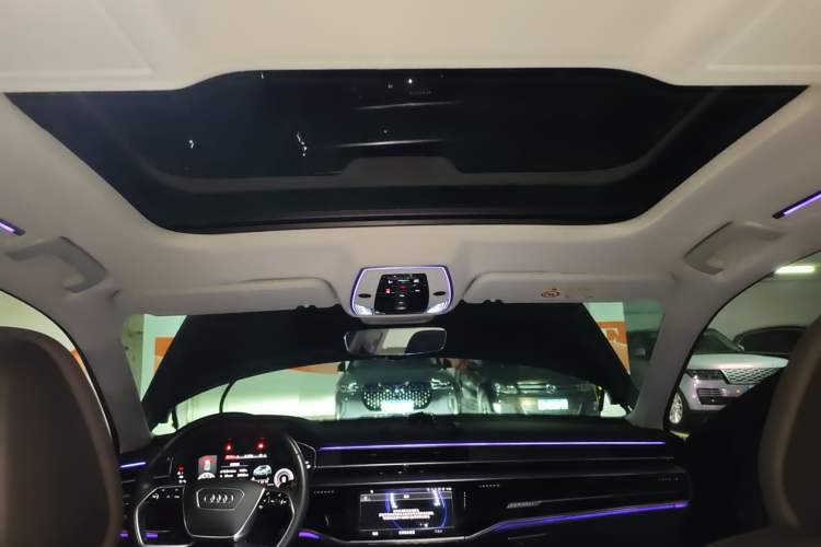 Used Audi A8 2021 A8L 50 TFSI quattro Comfort Model Headliner