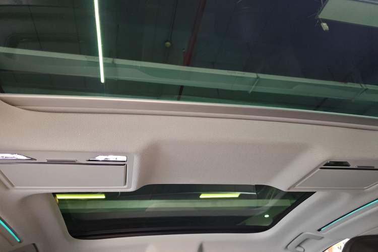 Used Audi A8 2021 A8L 50 TFSI quattro Comfort Model Headliner
