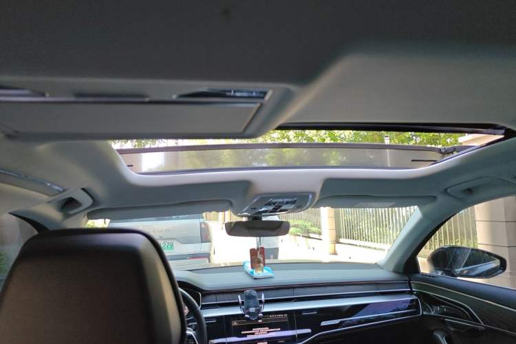 Used Audi A8 2021 A8L 50 TFSI quattro Comfort Model Headliner