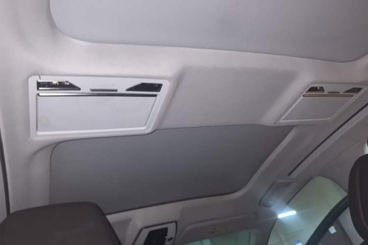 Used Audi A8 2021 A8L 50 TFSI quattro Comfort Model Headliner
