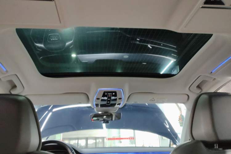 Used Audi A8 2021 A8L 50 TFSI quattro Comfort Model Headliner