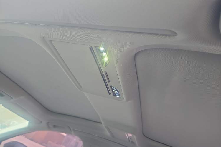 Used Audi A8 2021 A8L 50 TFSI quattro Comfort Model Headliner