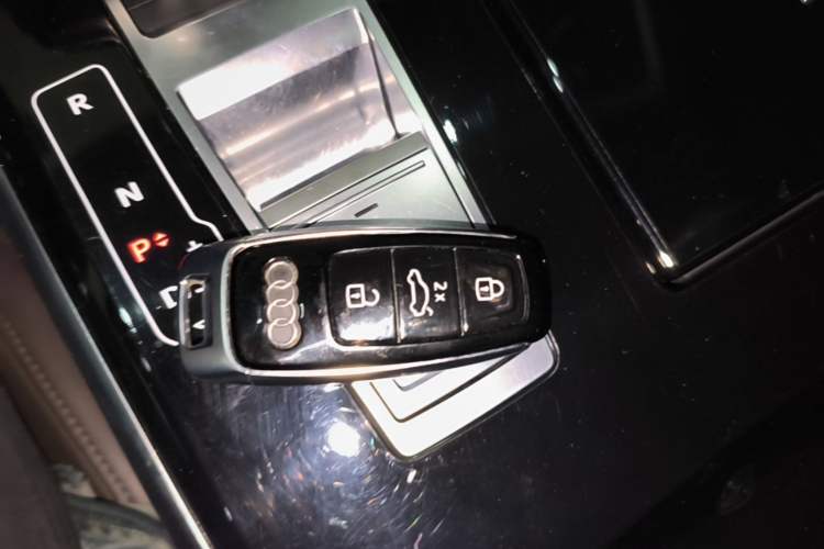 Used Audi A8 2021 A8L 50 TFSI quattro Comfort Model Interior 1