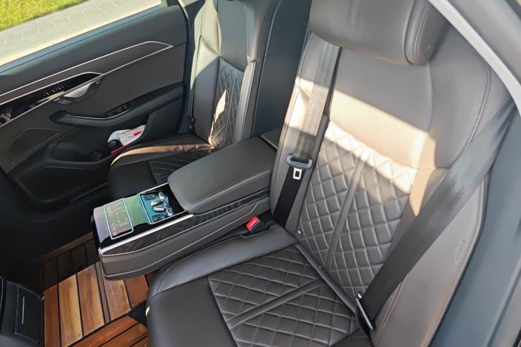 Used Audi A8 2021 A8L 50 TFSI quattro Comfort Model Interior 4