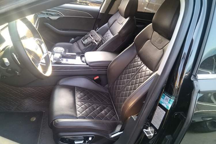 Used Audi A8 2021 A8L 50 TFSI quattro Comfort Model Interior 6