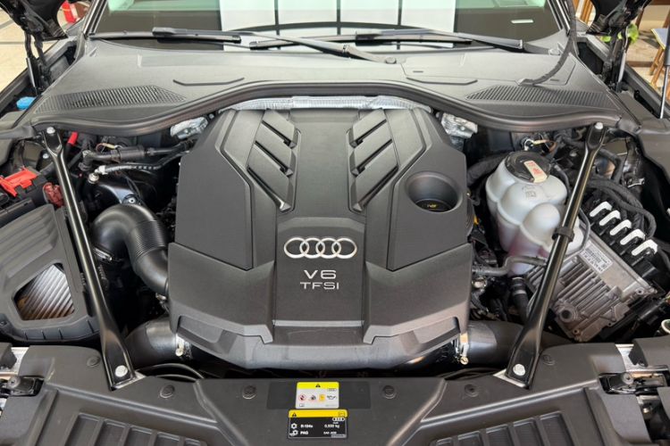 Used Audi A8 2021 A8L 50 TFSI quattro Comfort Model Interior 8