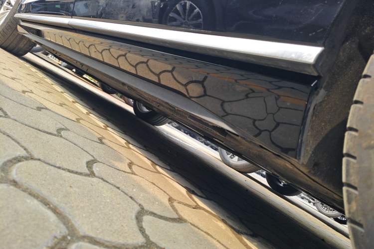 Used Audi A8 2021 A8L 50 TFSI quattro Comfort Model Left Side Sill