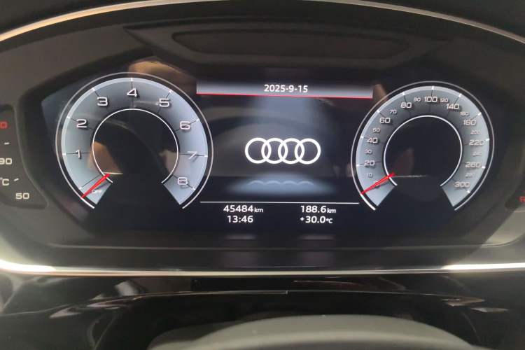 Used Audi A8 2021 A8L 55 TFSI quattro Prestige Edition Odometer Close Up