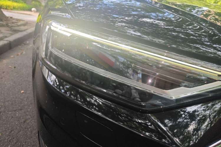 Used Audi A8 2021 A8L 50 TFSI quattro Comfort Model Right Front Headlight