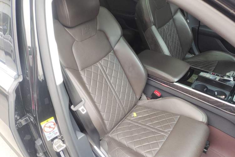 Used Audi A8 2021 A8L 50 TFSI quattro Comfort Model Right Front Seat