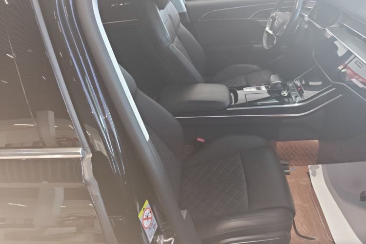 Used Audi A8 2021 A8L 50 TFSI quattro Comfort Model Right Front Seat