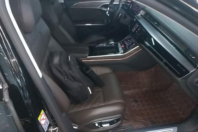 Used Audi A8 2021 A8L 50 TFSI quattro Luxury Model Right Front Seat