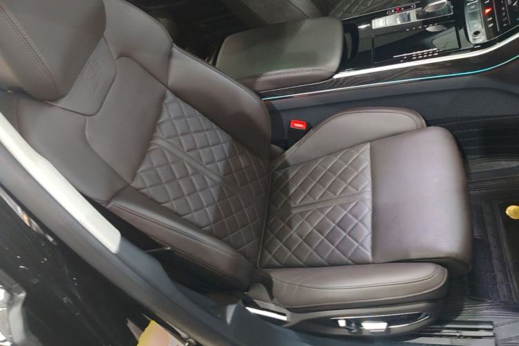 Used Audi A8 2021 A8L 50 TFSI quattro Comfort Model Right Front Seat