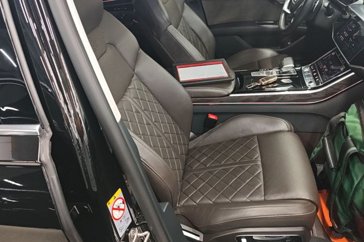 Used Audi A8 2021 A8L 50 TFSI quattro Comfort Model Right Front Seat