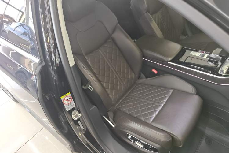 Used Audi A8 2021 A8L 50 TFSI quattro Comfort Model Right Front Seat