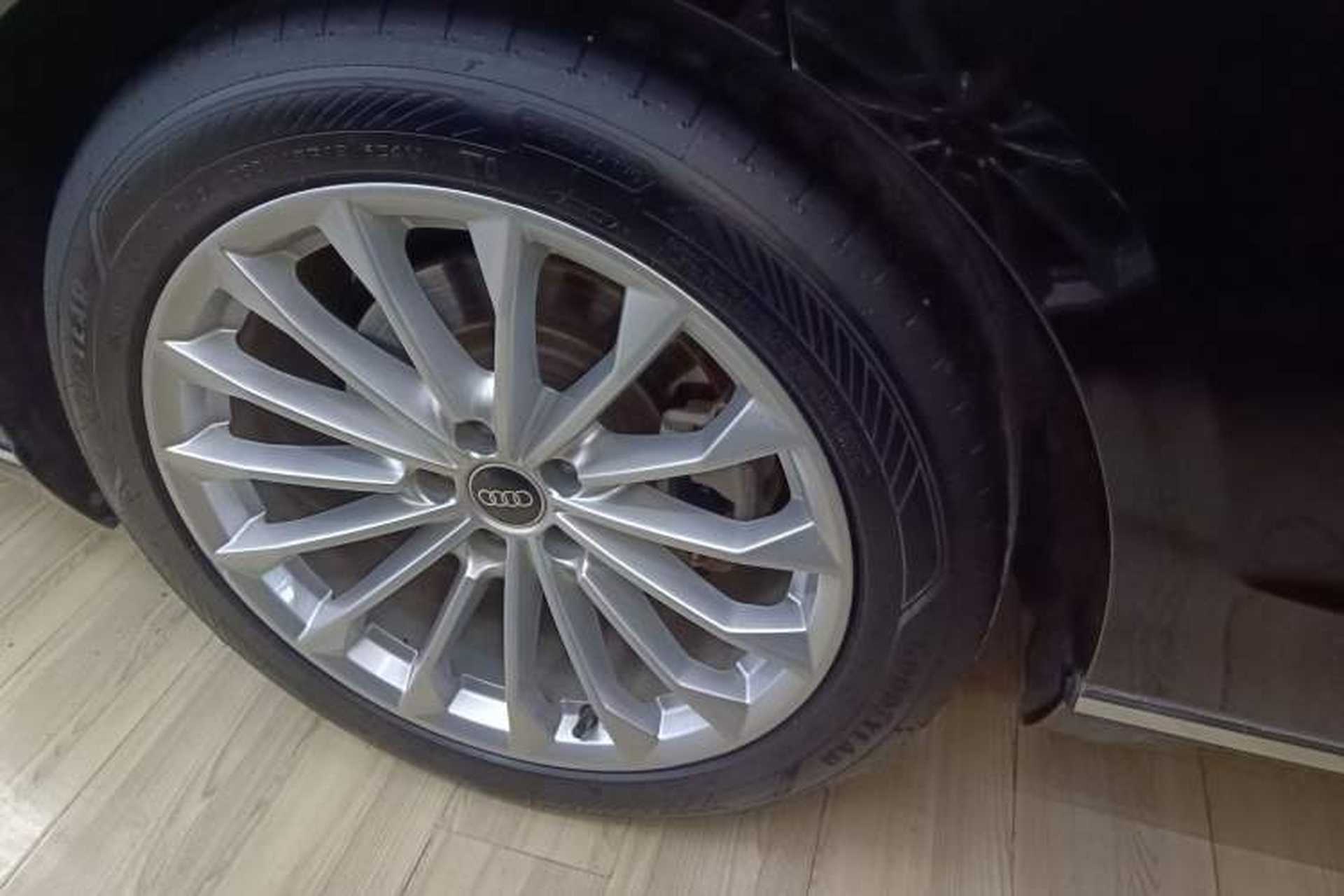 Used Audi A8 2021 A8L 50 TFSI quattro Comfort Model Right Rear Wheel Hub
