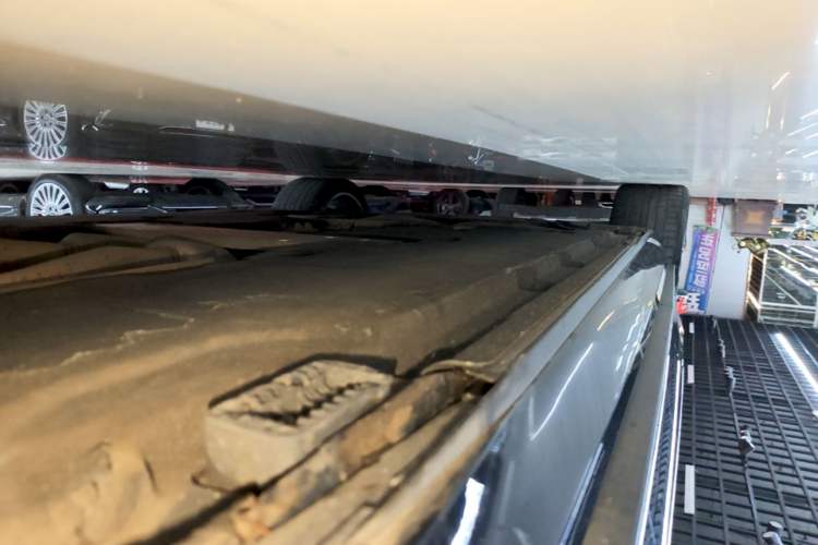 Used Audi A8 2021 A8L 50 TFSI quattro Comfort Model Right Side Sill