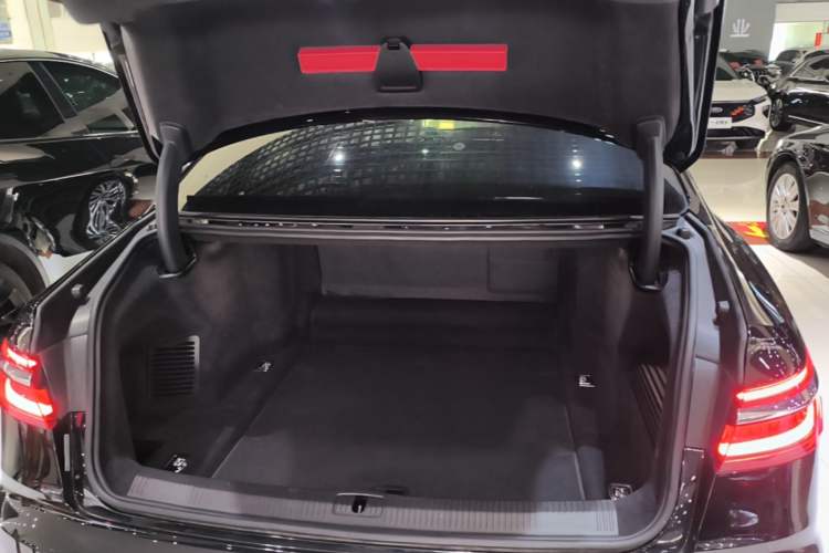 Used Audi A8 2021 A8L 50 TFSI quattro Comfort Model Trunk