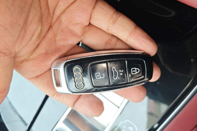 Used Audi A8 2021 A8L 50 TFSI quattro Comfort Model Vehicle Key