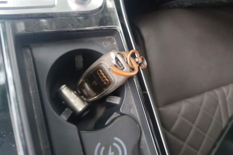 Used Audi A8 2021 A8L 55 TFSI quattro Luxury Model Vehicle Key