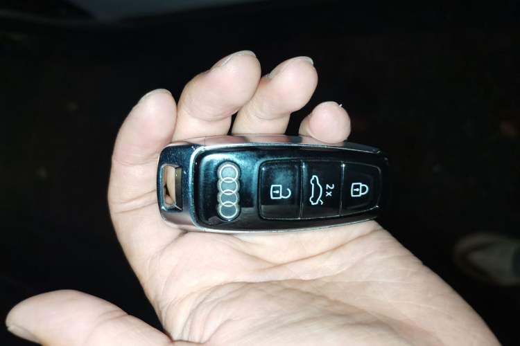 Used Audi A8 2021 A8L 50 TFSI quattro Comfort Model Vehicle Key