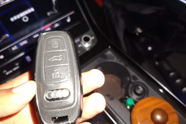 Used Audi A8 2021 A8L 50 TFSI quattro Comfort Model Vehicle Key