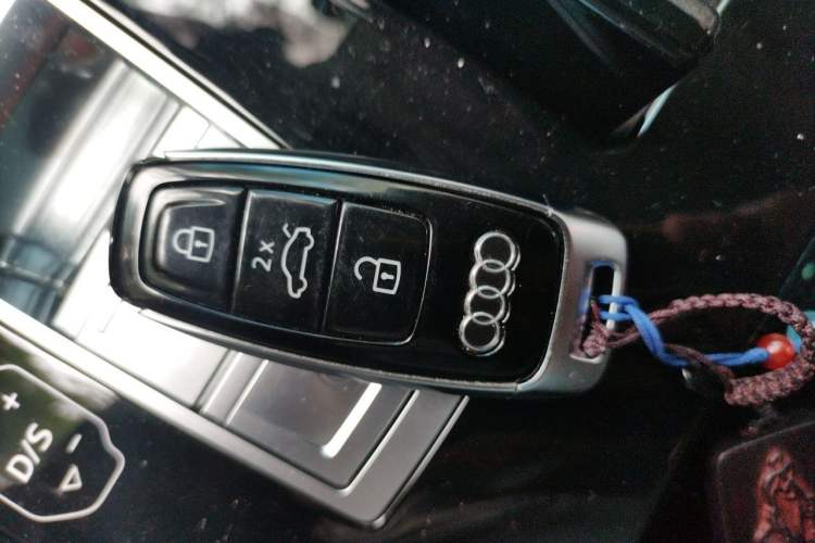 Used Audi A8 2021 A8L 55 TFSI quattro Luxury Model Vehicle Key