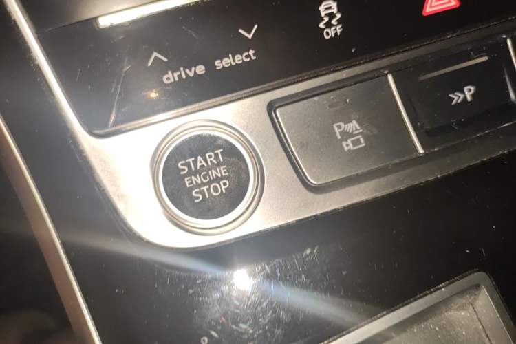 Used Audi A8 2021 A8L 55 TFSI quattro Luxury Model Vehicle Key