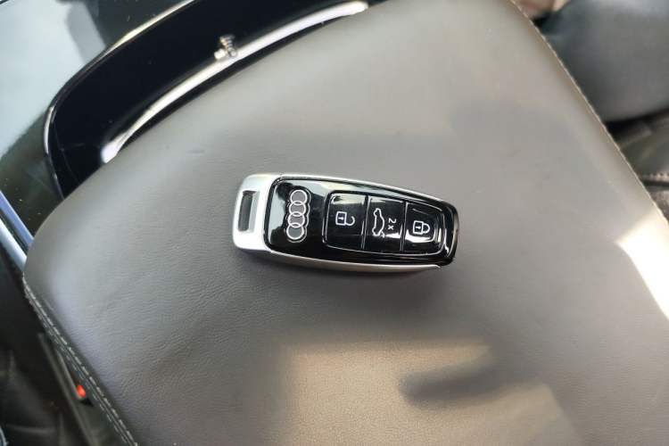 Used Audi A8 2021 A8L 50 TFSI quattro Comfort Model Vehicle Key