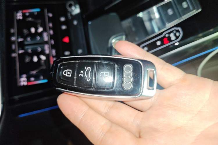 Used Audi A8 2021 A8L 50 TFSI quattro Comfort Model Vehicle Key