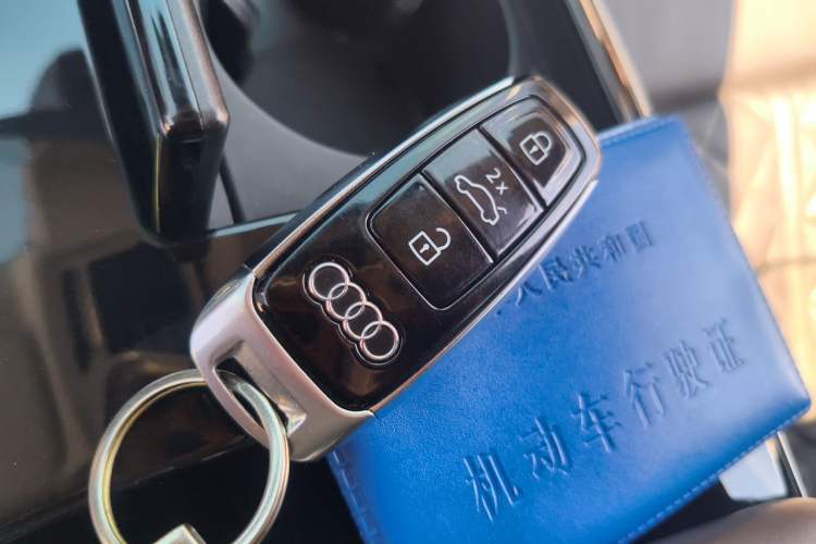 Used Audi A8 2021 A8L 50 TFSI quattro Comfort Model Vehicle Key