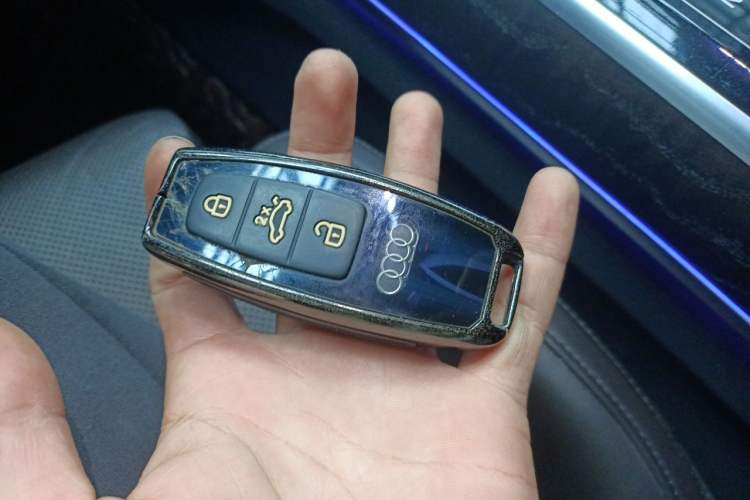 Used Audi A8 2021 A8L 50 TFSI quattro Comfort Model Vehicle Key