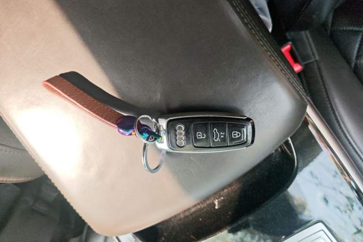 Used Audi A8 2021 A8L 50 TFSI quattro Comfort Model Vehicle Key