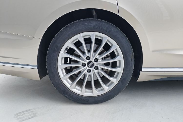 Used Audi A8 2021 A8L 50 TFSI quattro Comfort Model Exterior 4