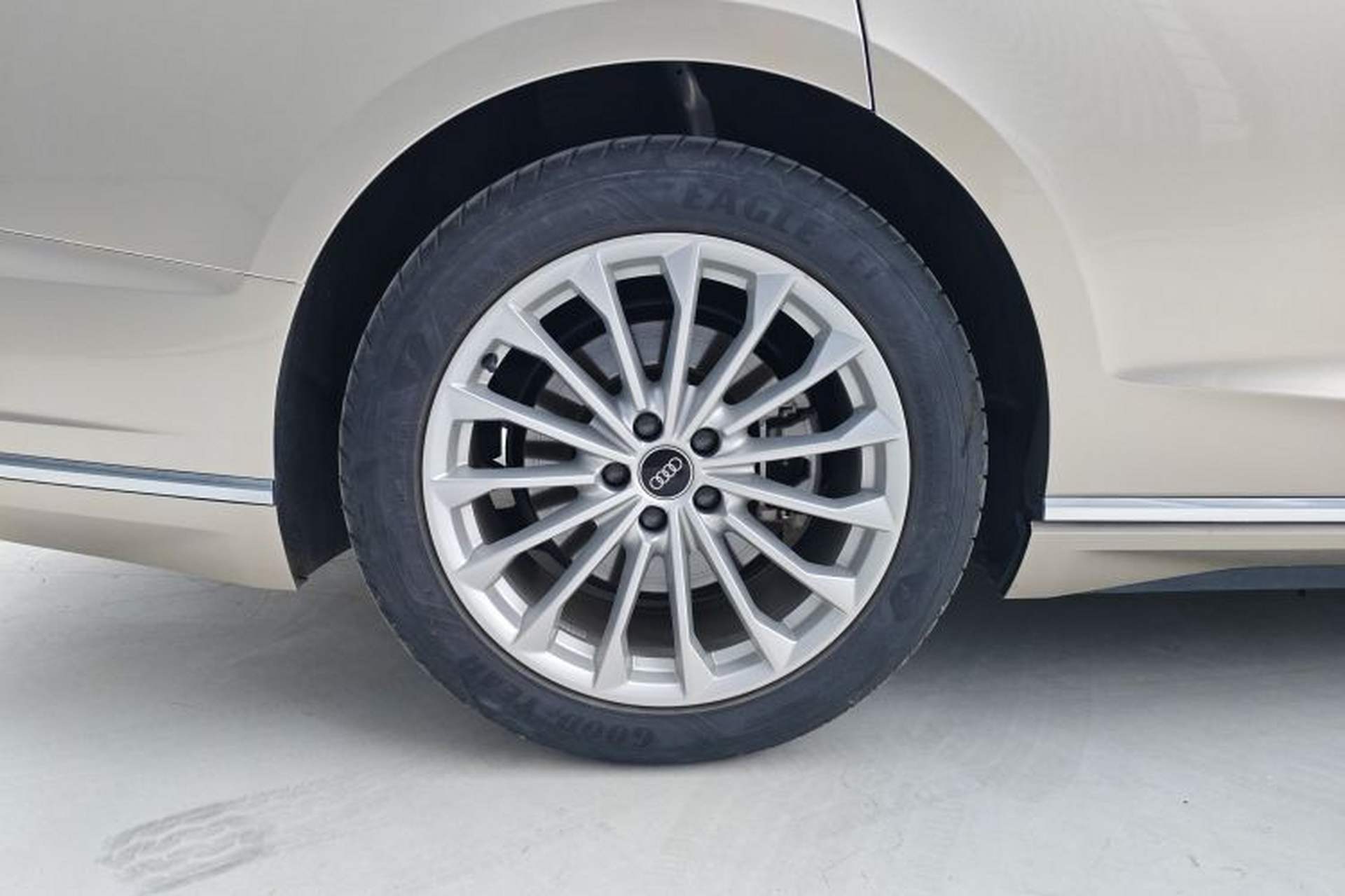 Used Audi A8 2021 A8L 50 TFSI quattro Comfort Model Exterior 4