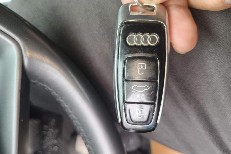 Used Audi A8 2021 A8L 50 TFSI quattro Comfort Model Vehicle Key